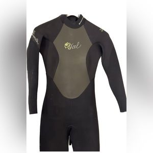 XCEL
Womens Superlite 4/3mm Back Zip Wetsuit Size 4 (Used)